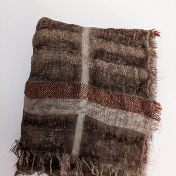 Scarf/Wrap - Picture 7 of 7